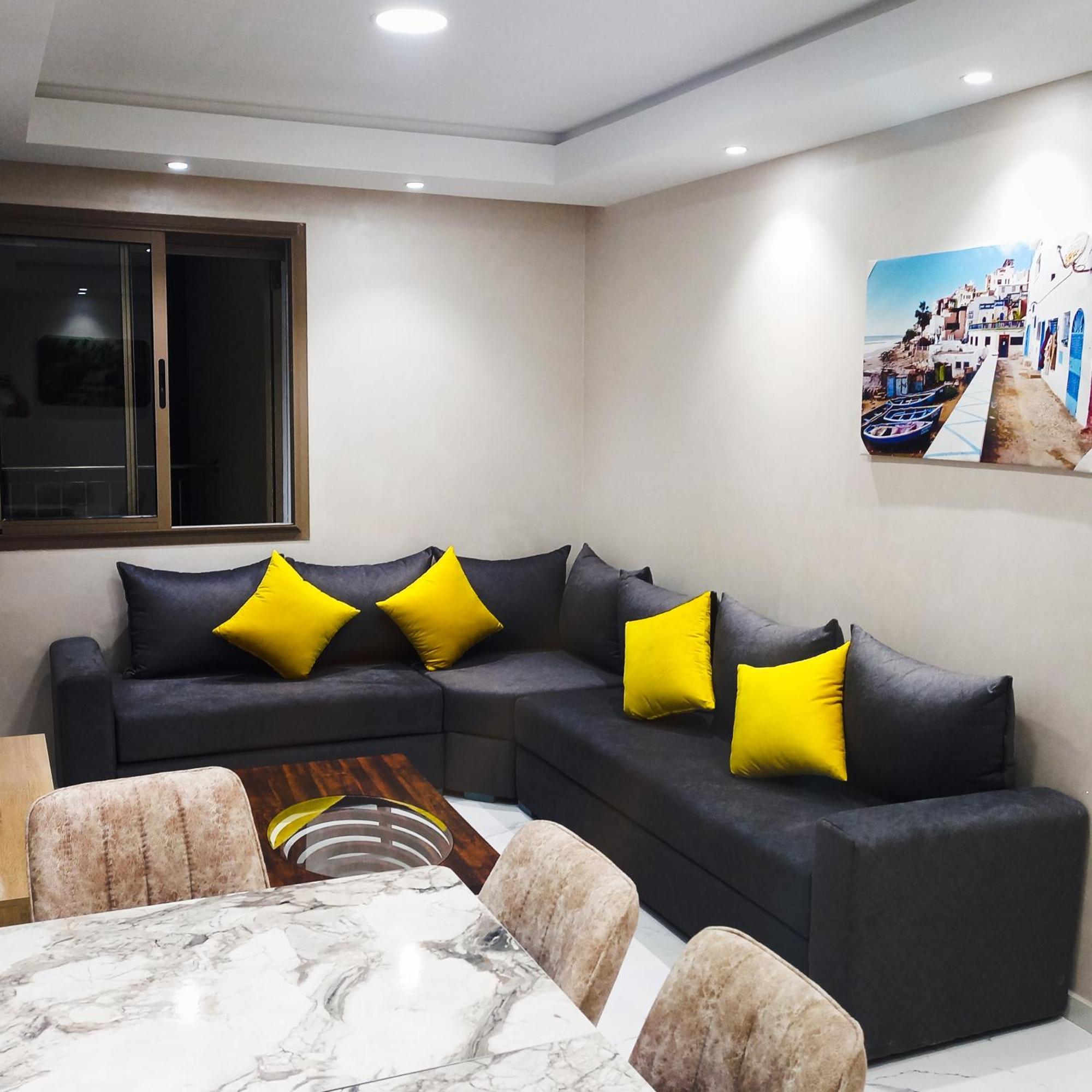 Super Apartement Totalement Neuf Et Climatise A Cote Du Centre Commercial Marjane M2 탕헤르 외부 사진
