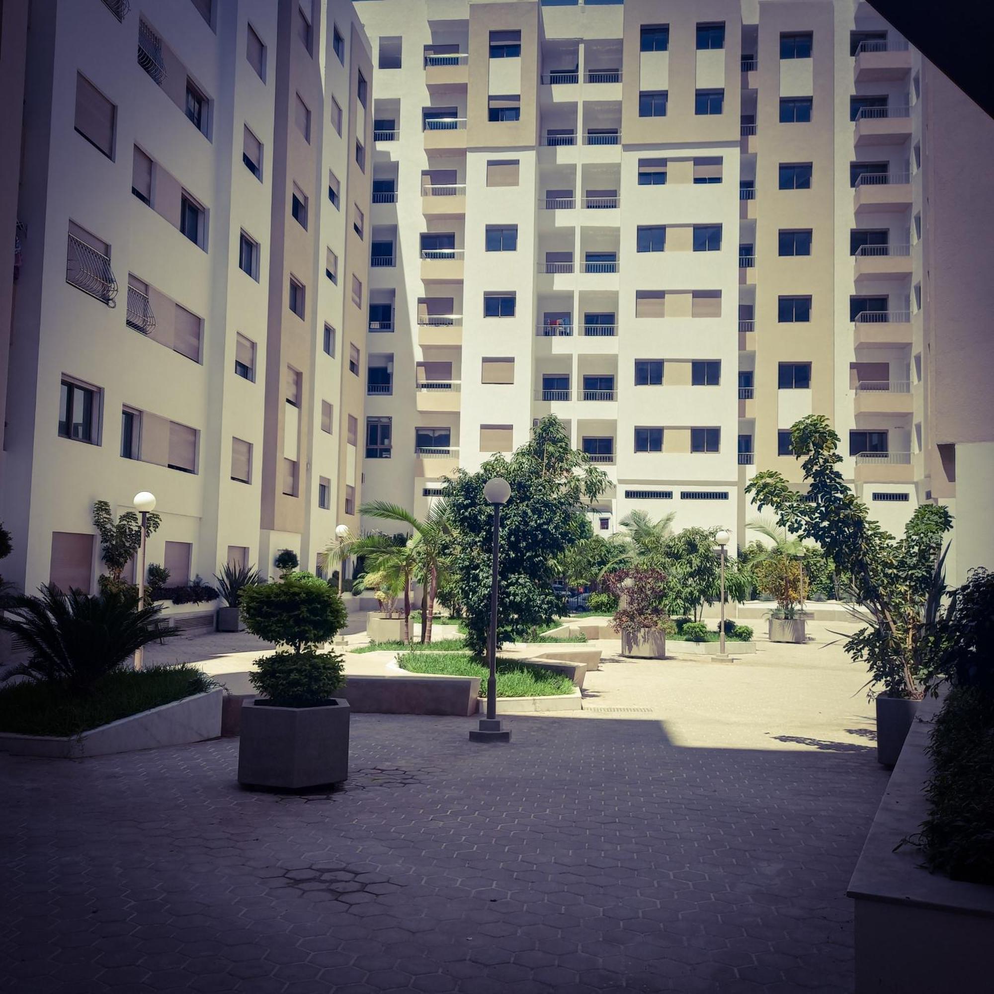 Super Apartement Totalement Neuf Et Climatise A Cote Du Centre Commercial Marjane M2 탕헤르 외부 사진